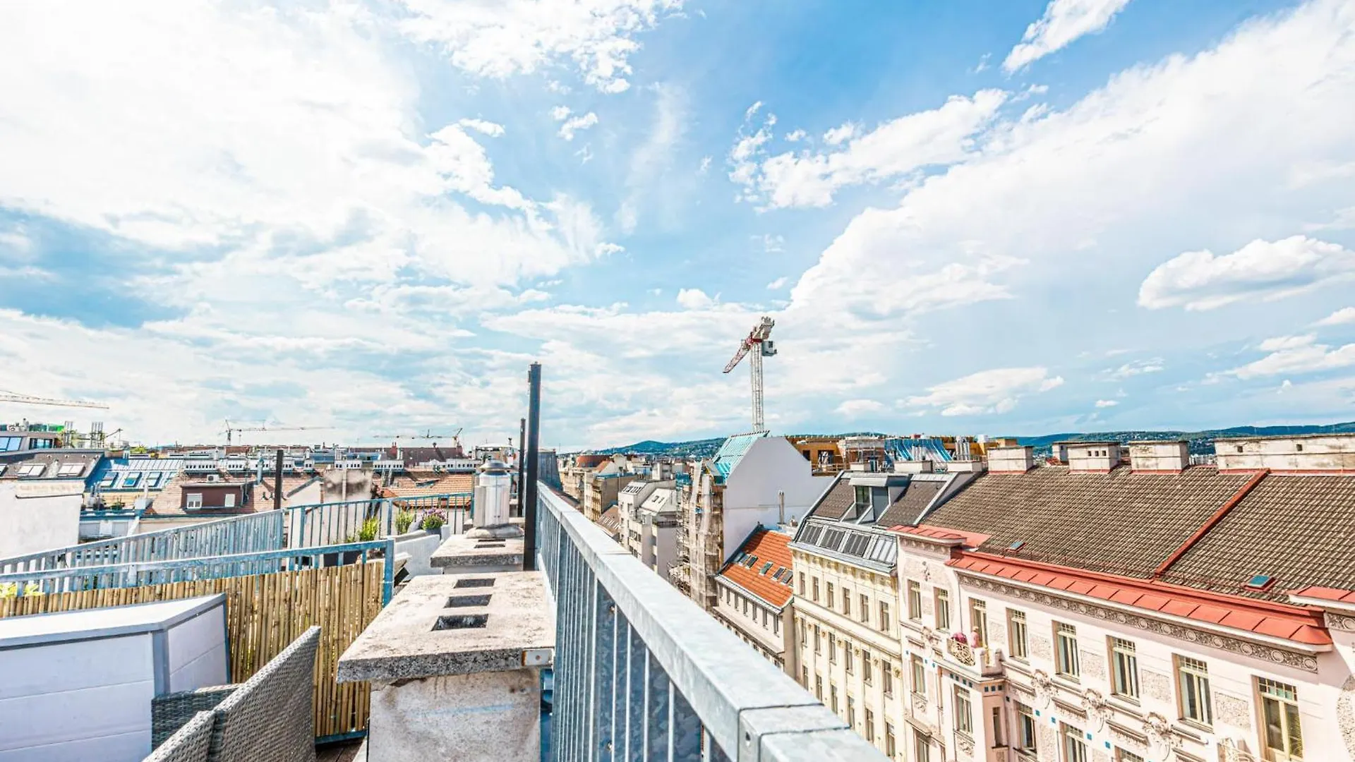 アパート Luxury Penthouse Panorama: Your Vienna Retreatアパートメント
