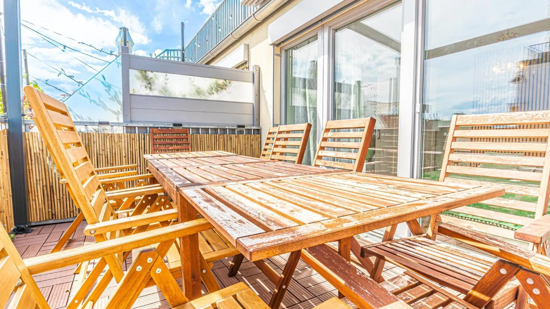 Luxury Penthouse Panorama: Your Vienna Retreatアパートメント オーストリア