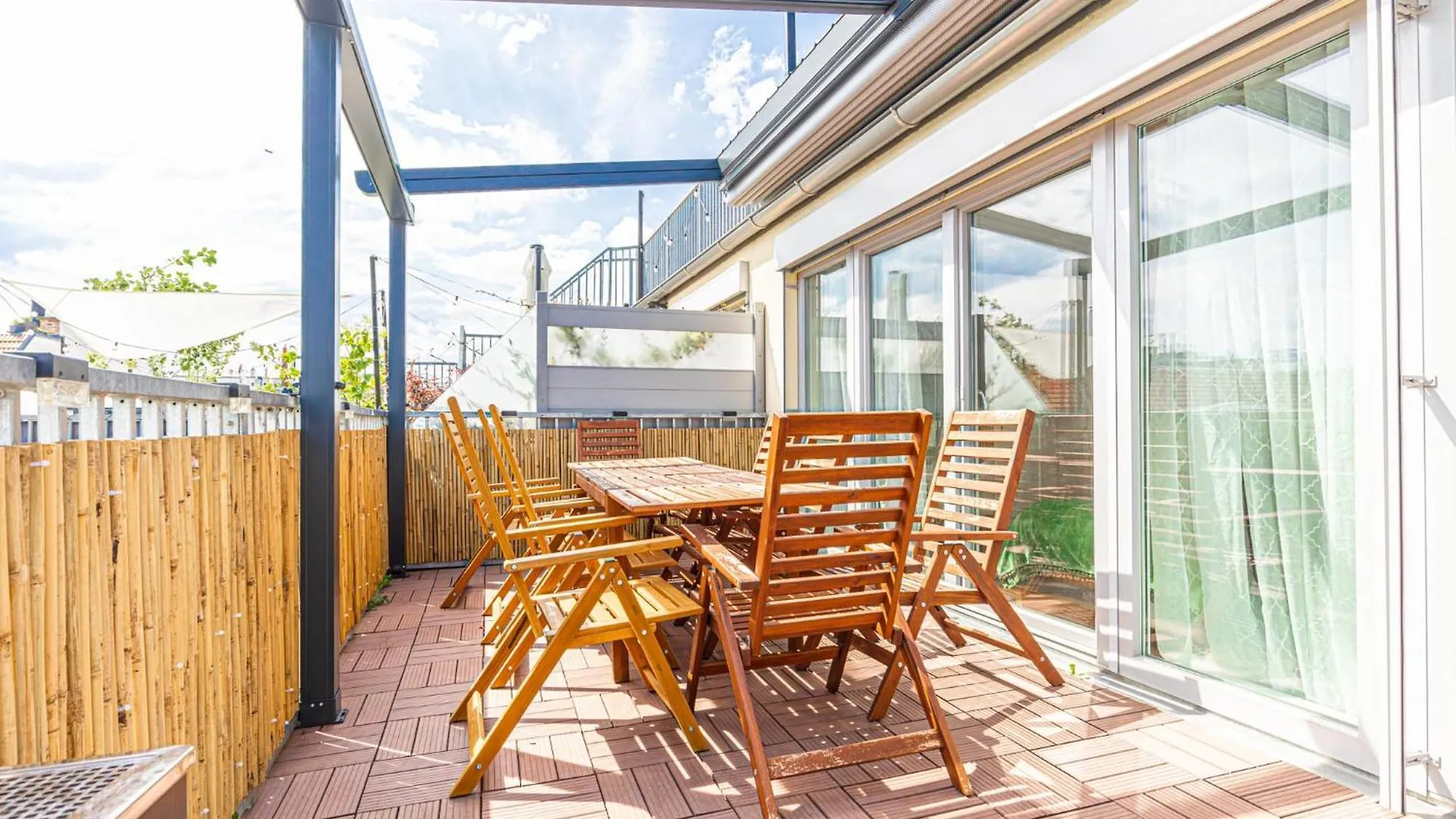 Luxury Penthouse Panorama: Your Vienna Retreat 아파트 0*,  오스트리아
